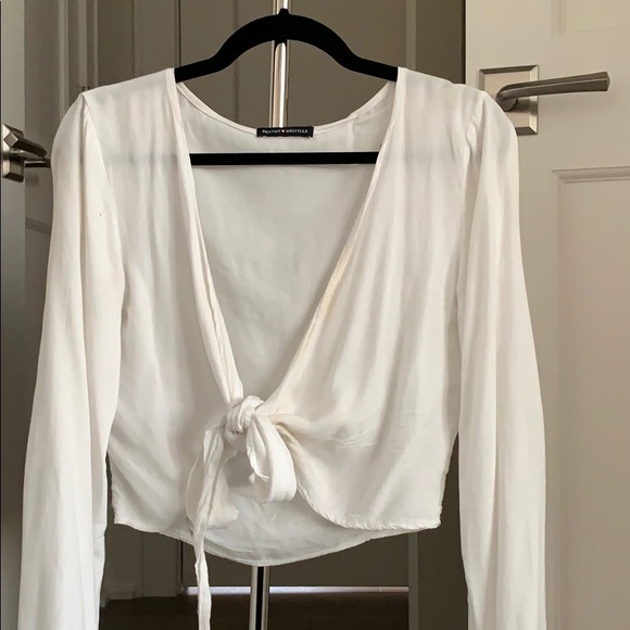Brandy Melville White Wrap Top - Picture 2 of 3